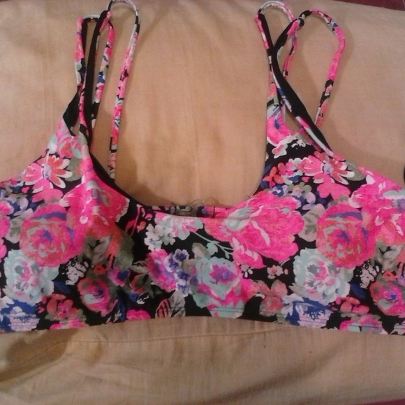 Other - Rich Black Floral XL 15-17 Swimbra